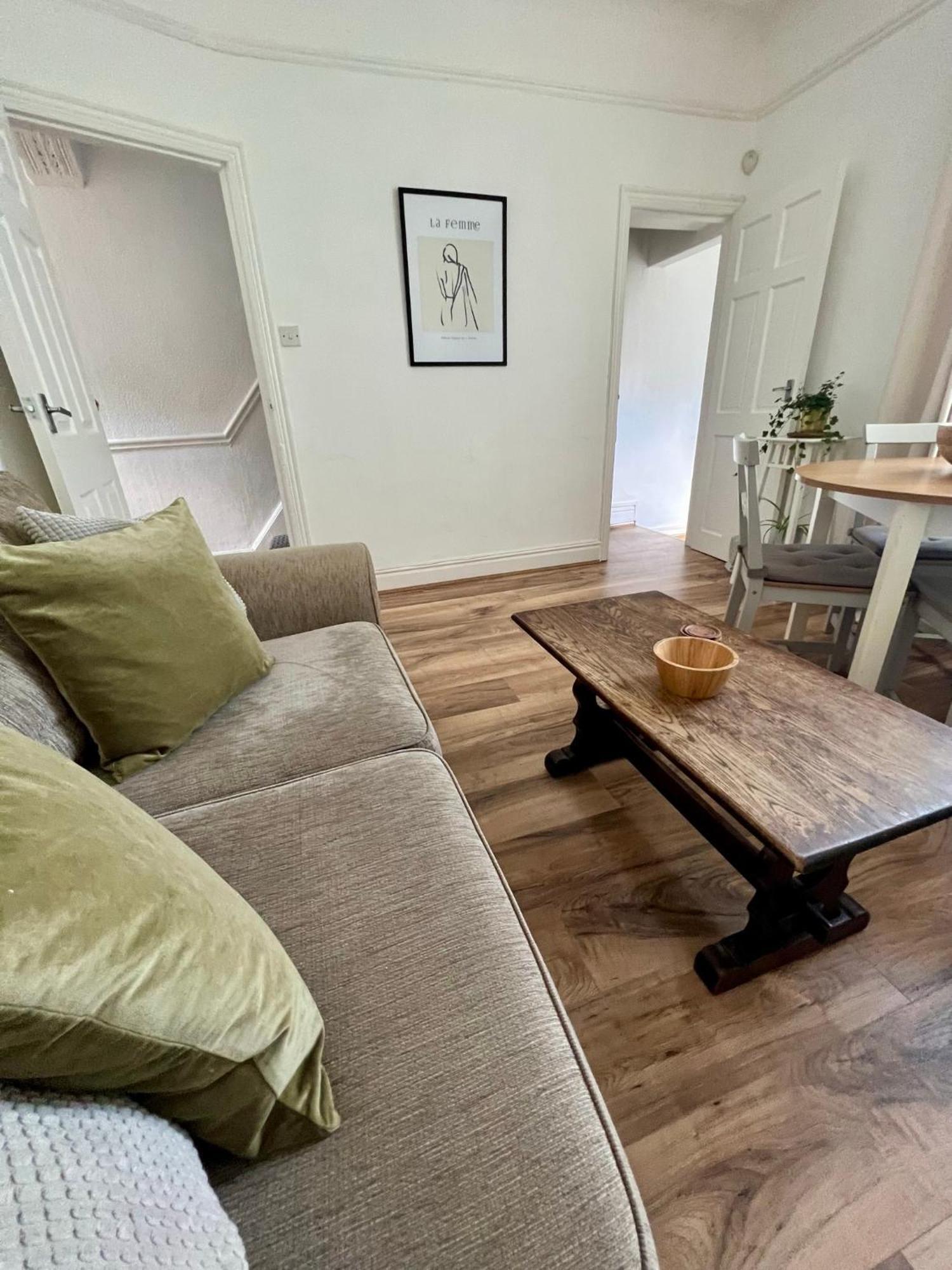 2025 Award Winner Liverpool Ivy House - 4 Bedrooms Exterior foto